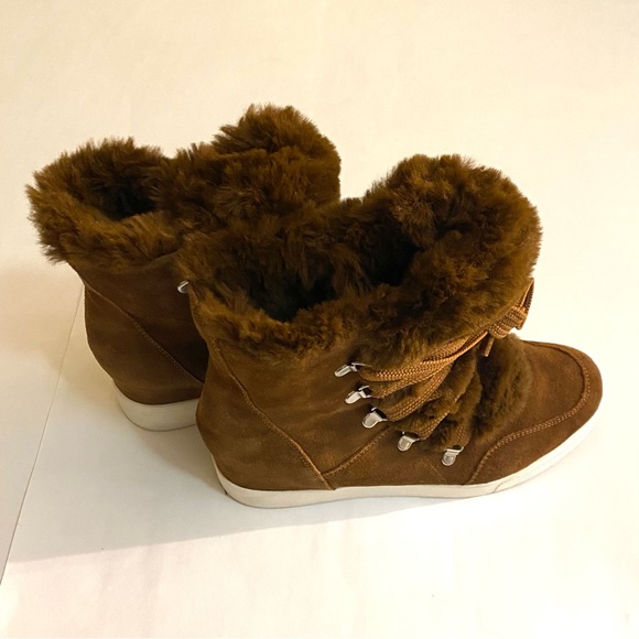 🍁Steve Madden Brown Fur-Lined Women's Sneakers - Picture 8 of 13